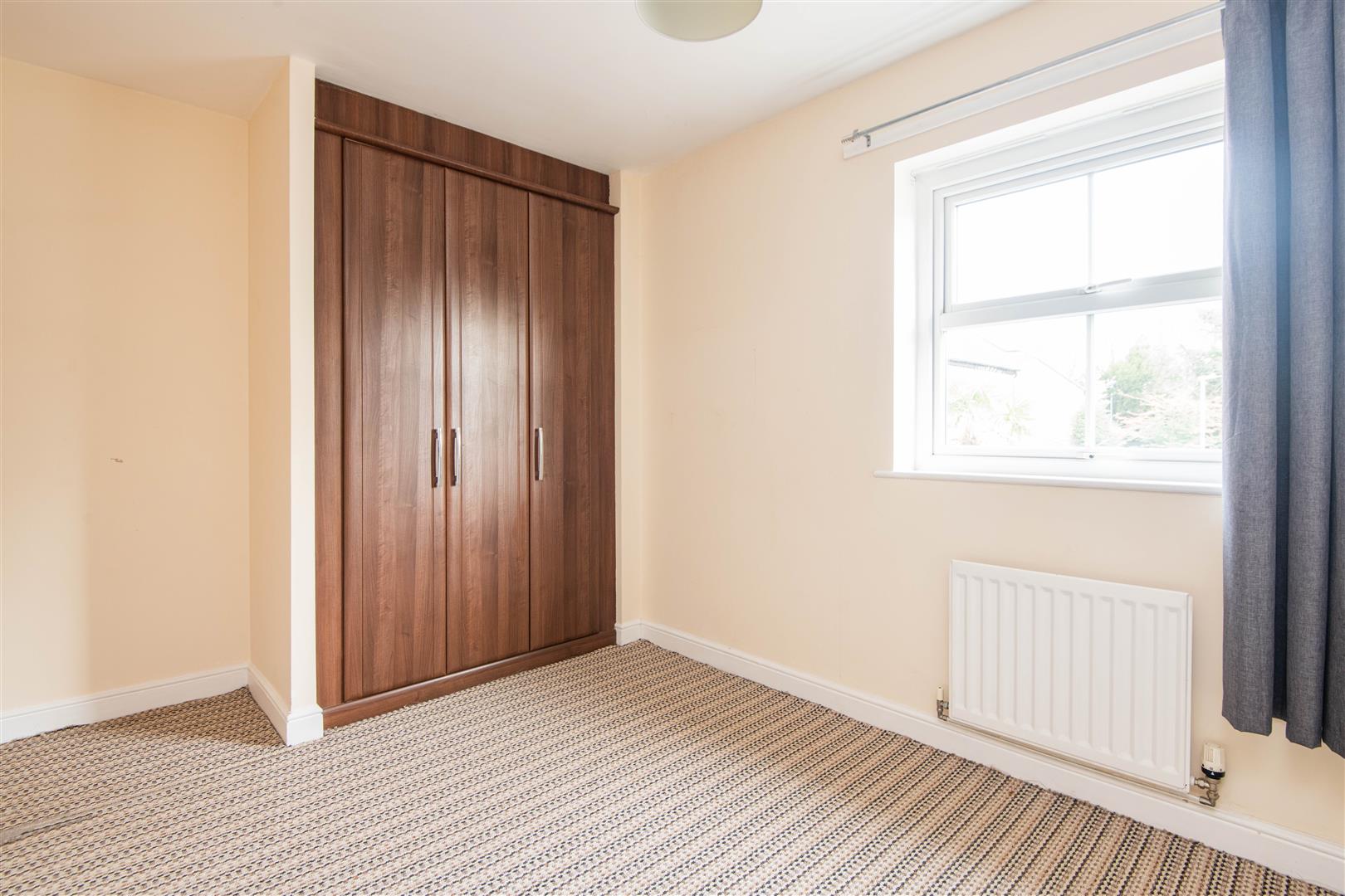 2 bed property in Squares Wood Close, Chorley